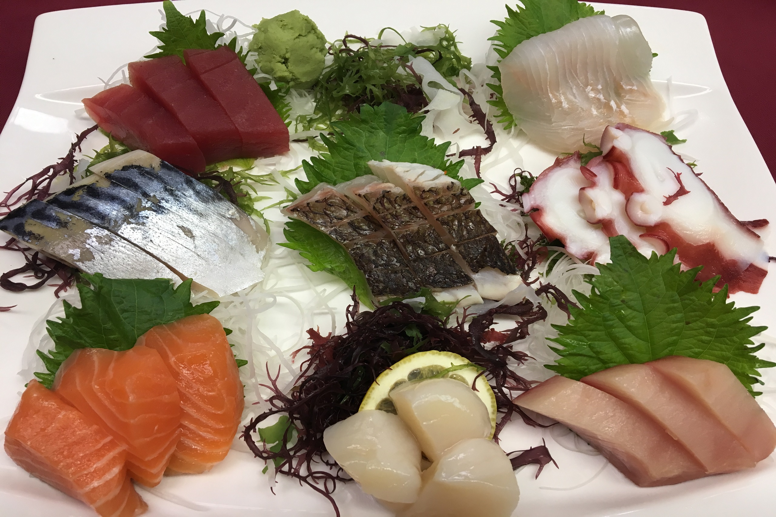 Assorted Sashimi for 4-6 people